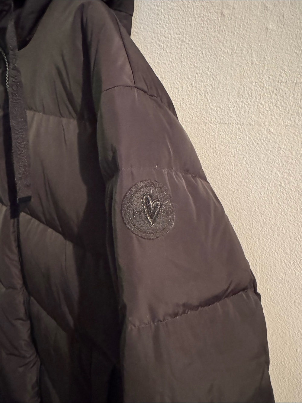 MMNova Avon Down Jacket Womens Black with Hood size medium - Picture 6 of 12